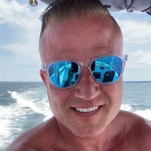 Meet your Posher, Joe